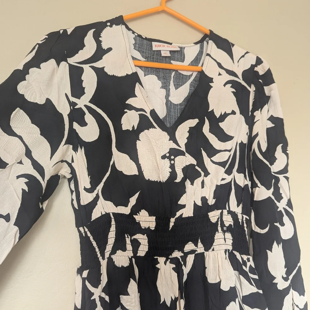 Knox Rose Black and Cream Floral Long Sleeve Dress - Picture 5 of 6